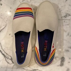 Women’s Rothy’s SF pride rainbow sneaker size 7.5.